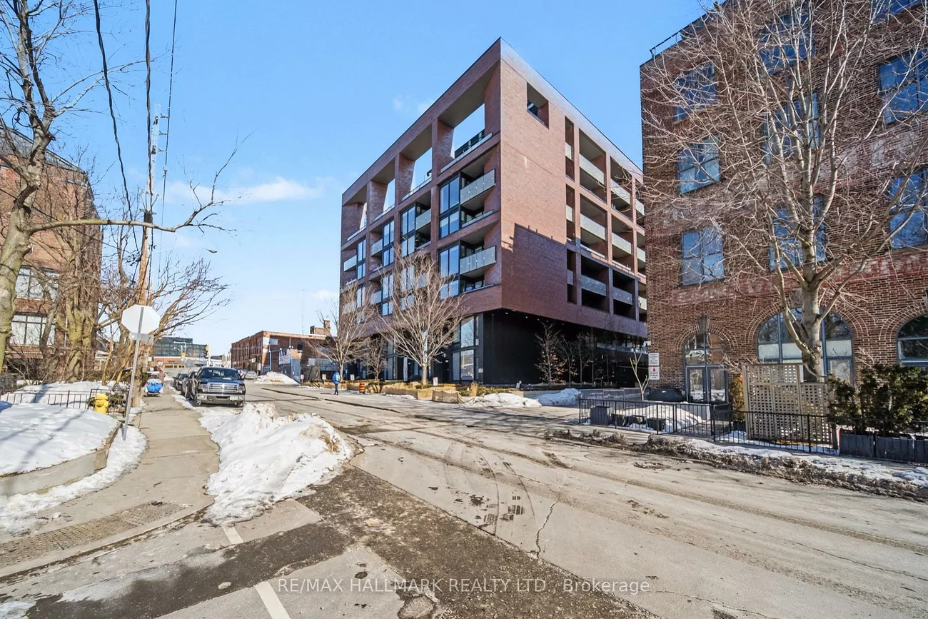 383, Sorauren, Roncesvalles, Toronto