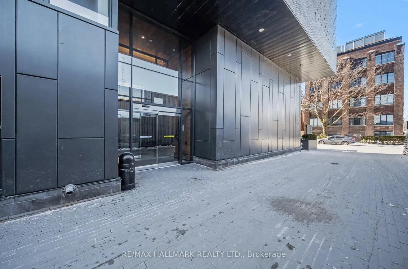 383, Sorauren, Roncesvalles, Toronto