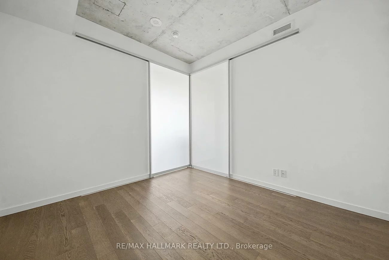 383, Sorauren, Roncesvalles, Toronto