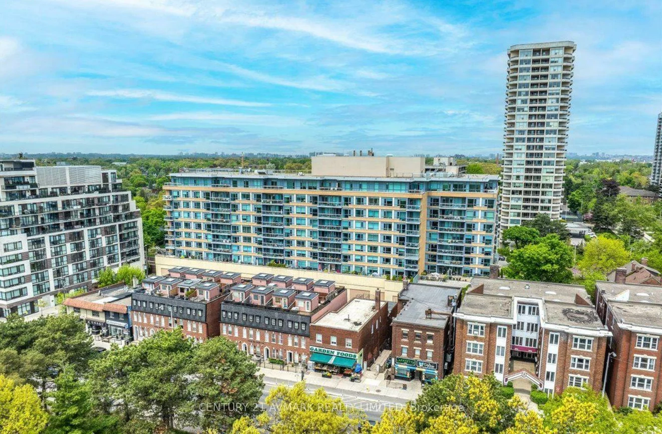 20, Gothic, High Park North, Toronto