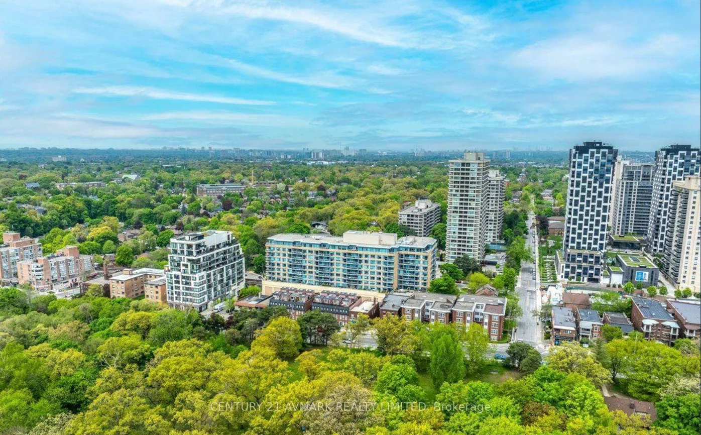 20, Gothic, High Park North, Toronto