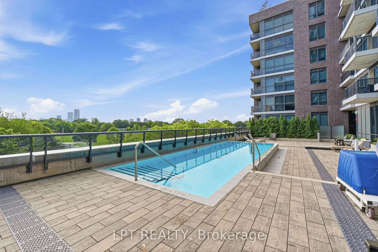 10, Gibbs, Islington-City Centre West, Toronto