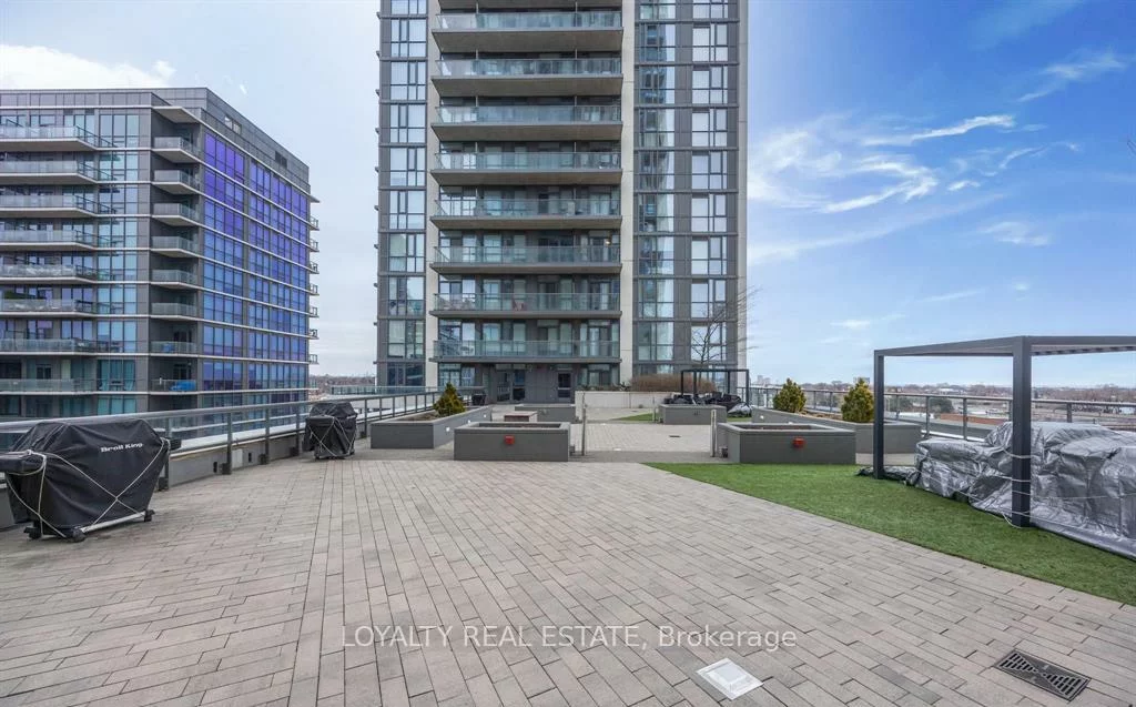 17, Zorra, Islington-City Centre West, Toronto