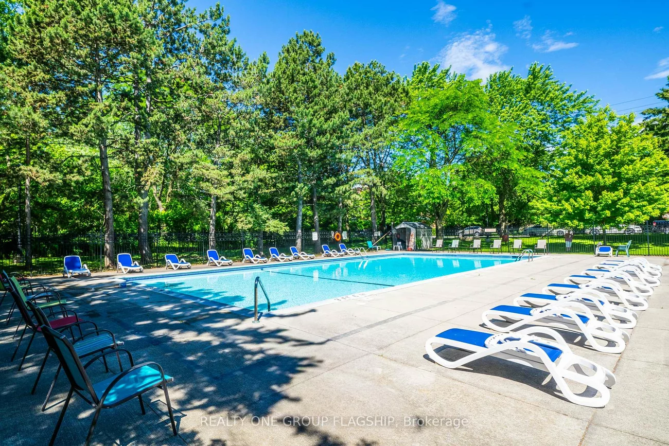 61, Richview, Humber Heights, Toronto