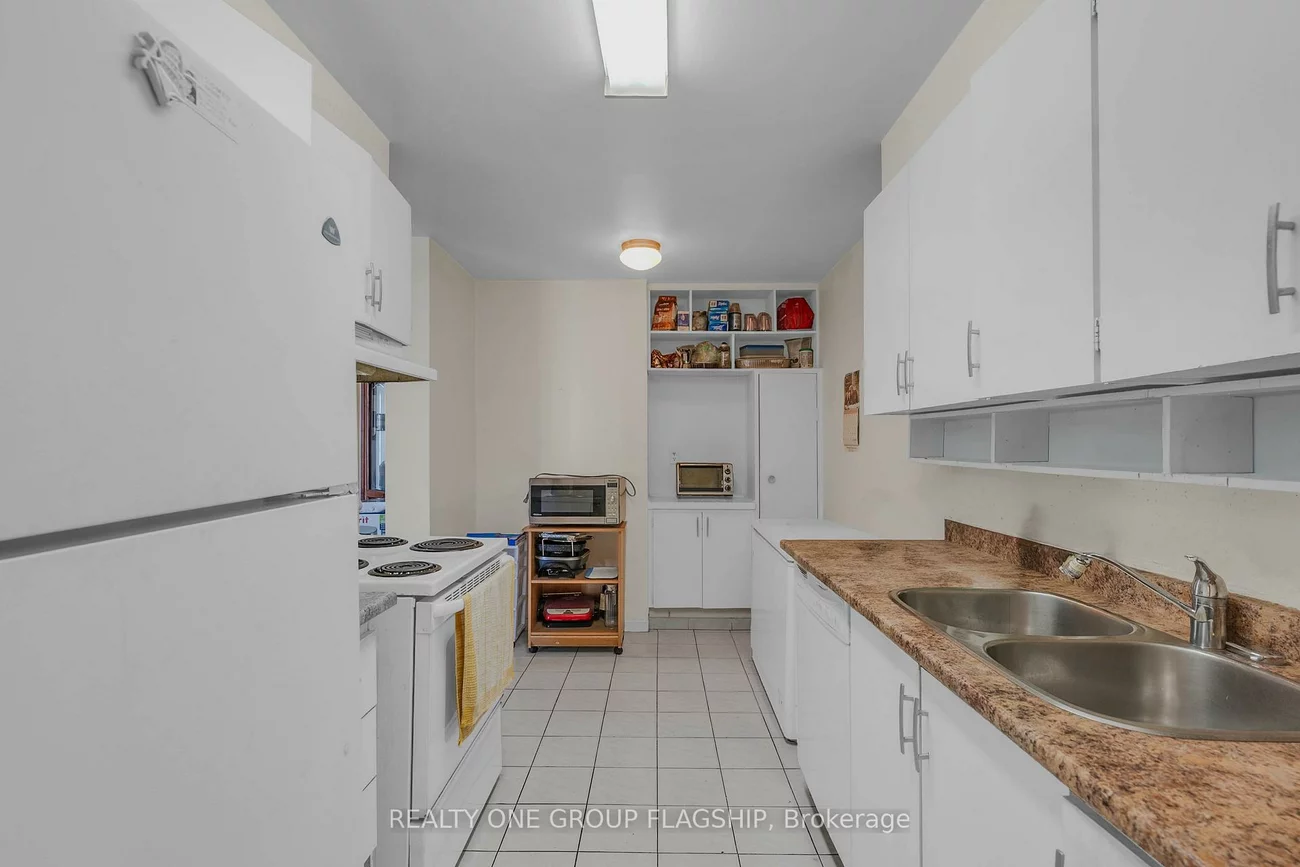 61, Richview, Humber Heights, Toronto