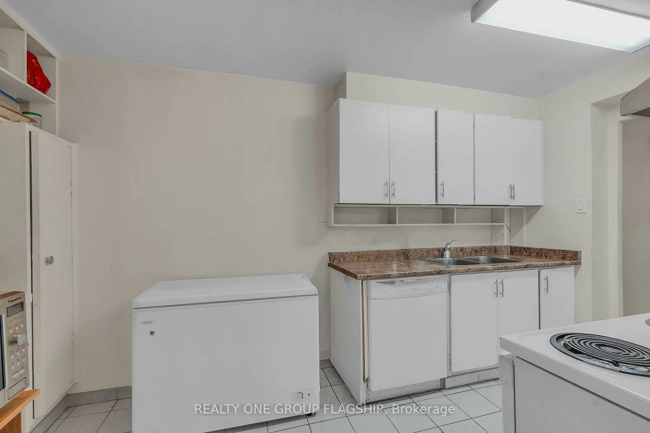 61, Richview, Humber Heights, Toronto