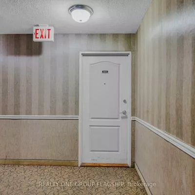 61, Richview, Humber Heights, Toronto