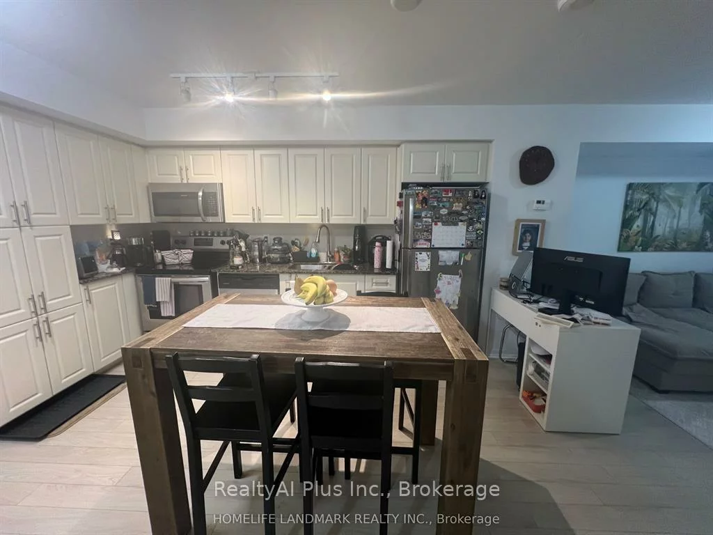 3091, Dufferin, Yorkdale-Glen Park, Toronto