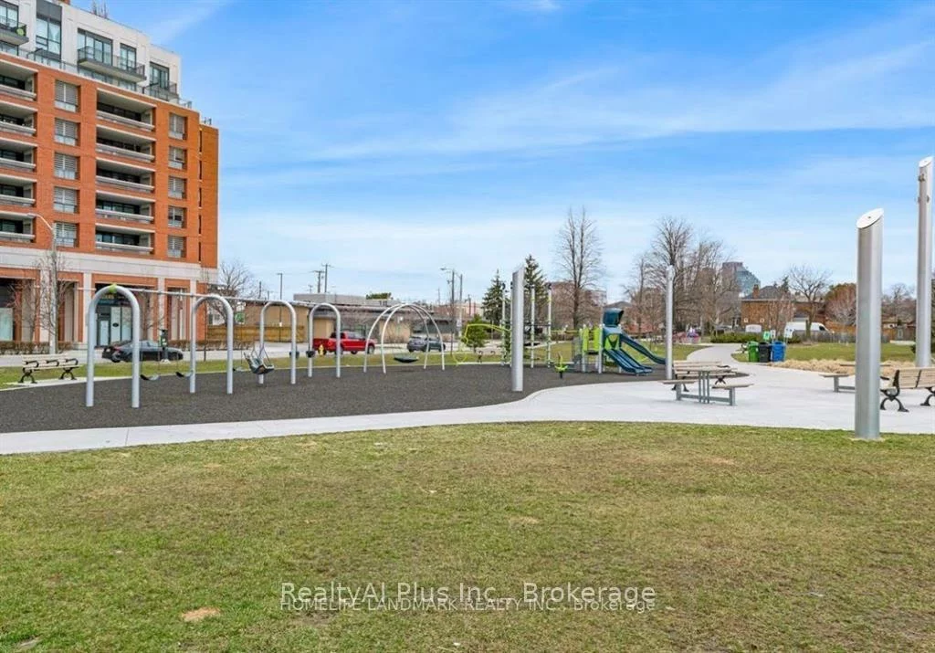 3091, Dufferin, Yorkdale-Glen Park, Toronto