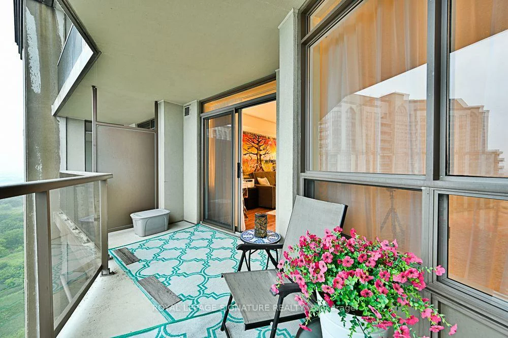 700, Humberwood, West Humber-Clairville, Toronto