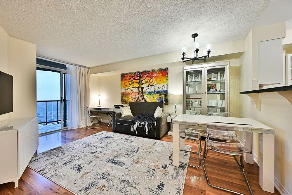700, Humberwood, West Humber-Clairville, Toronto