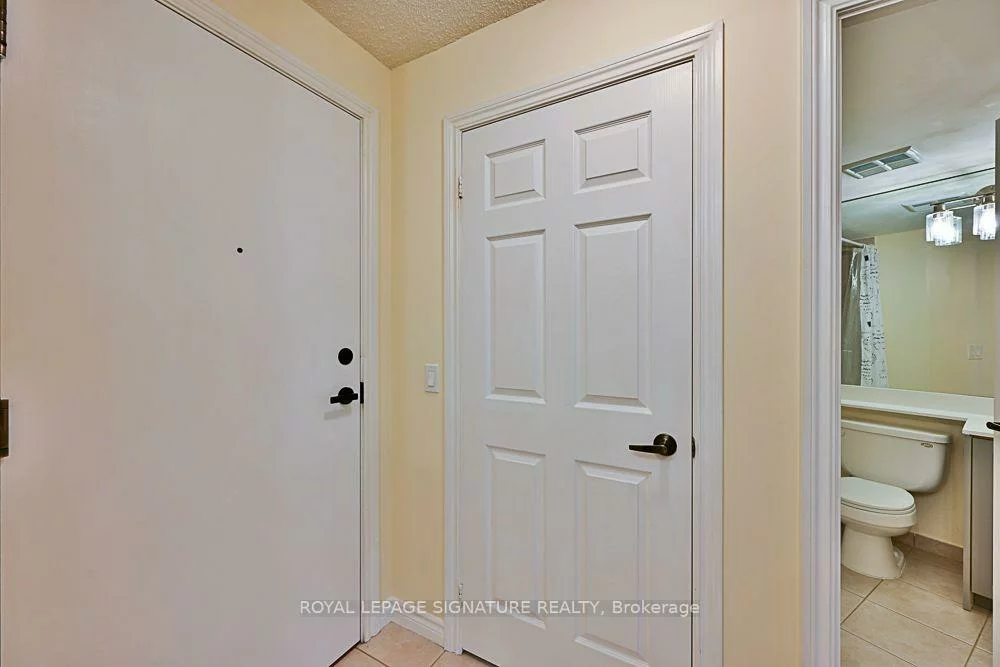 700, Humberwood, West Humber-Clairville, Toronto