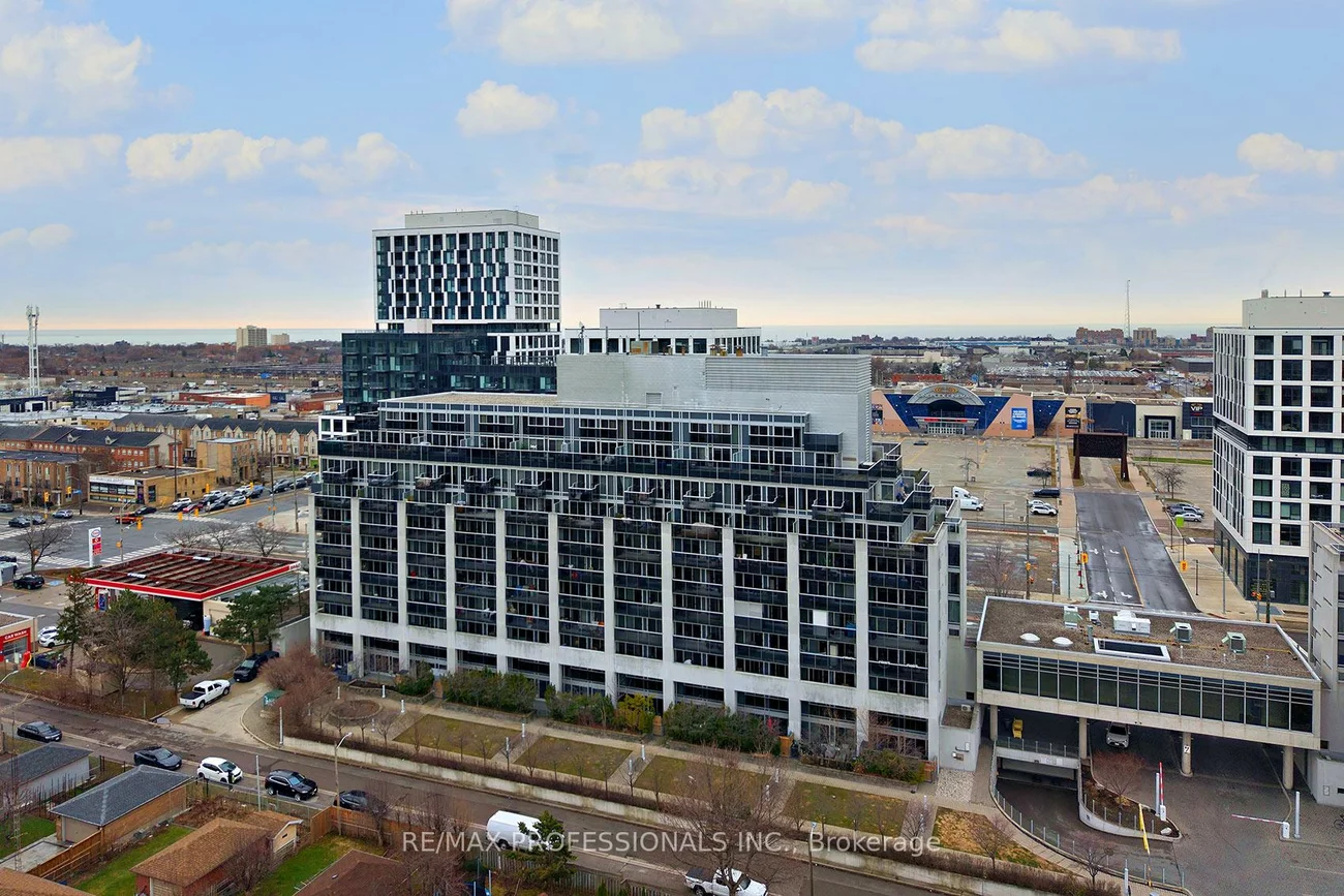 1040, The Queensway, Islington-City Centre West, Toronto