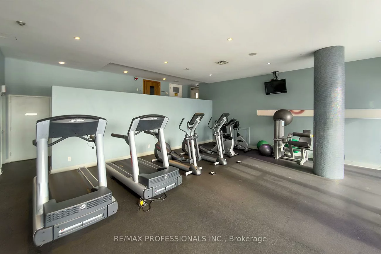 1040, The Queensway, Islington-City Centre West, Toronto