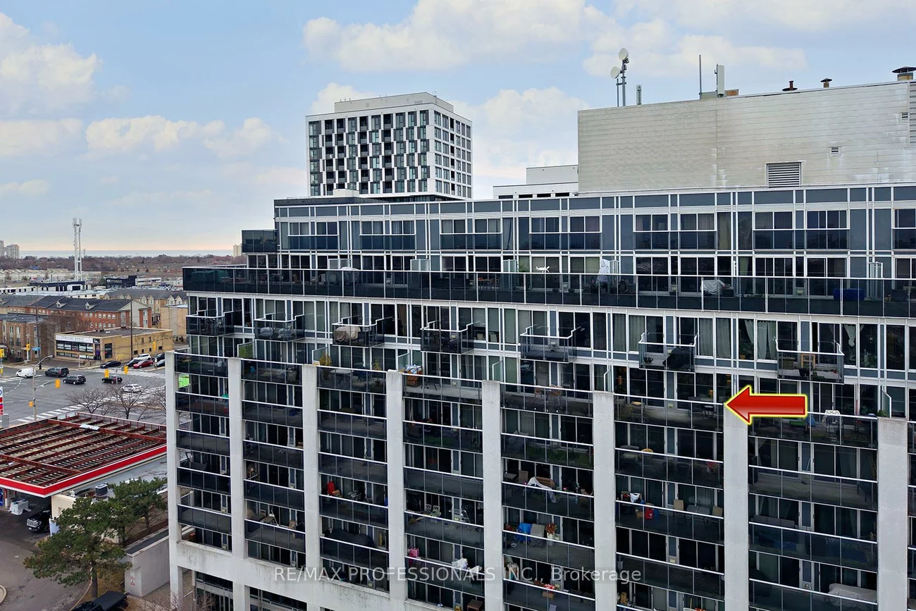 1040, The Queensway, Islington-City Centre West, Toronto