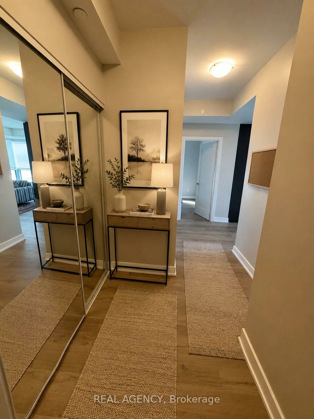 7, Mabelle, Islington-City Centre West, Toronto