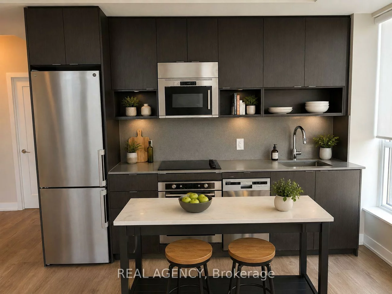 7, Mabelle, Islington-City Centre West, Toronto
