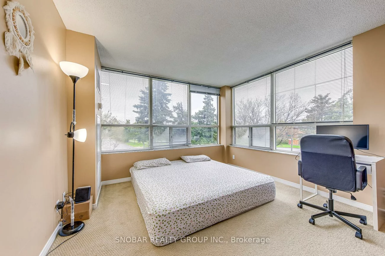 6, Humberline, West Humber-Clairville, Toronto