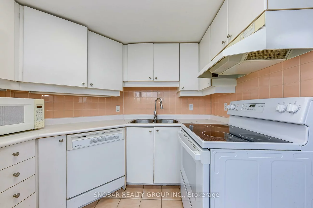 6, Humberline, West Humber-Clairville, Toronto