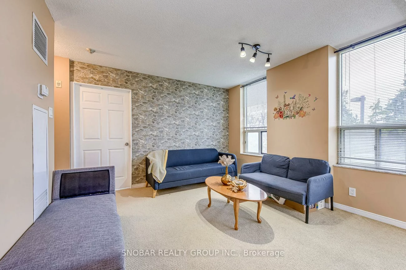 6, Humberline, West Humber-Clairville, Toronto