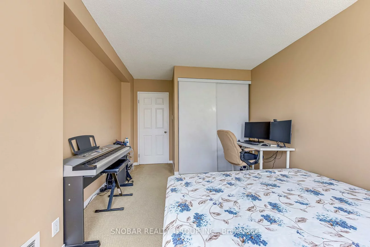 6, Humberline, West Humber-Clairville, Toronto