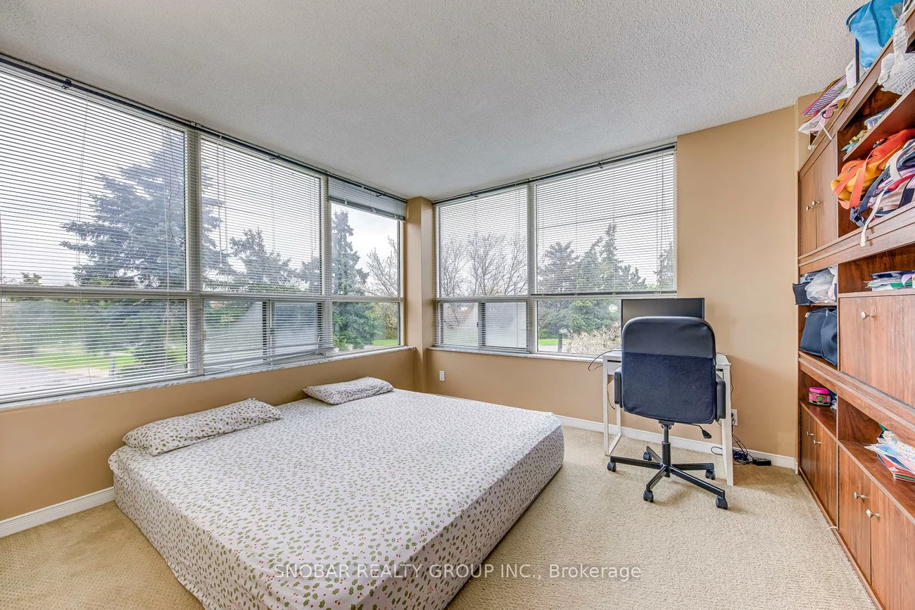 6, Humberline, West Humber-Clairville, Toronto