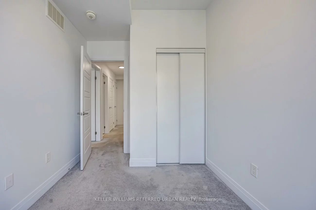 719, Lawrence, Yorkdale-Glen Park, Toronto