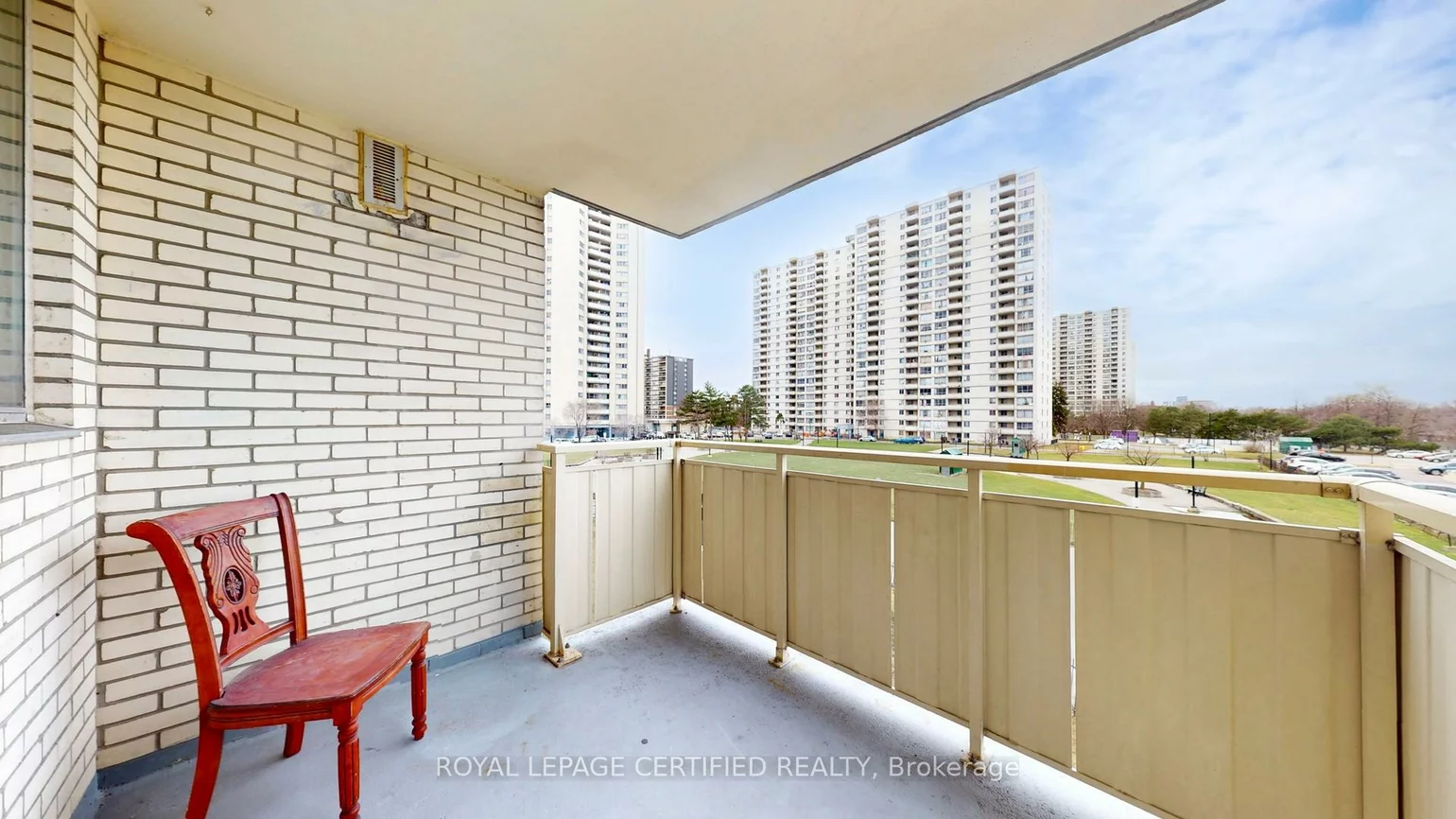 320, Dixon, Kingsview Village-The Westway, Toronto