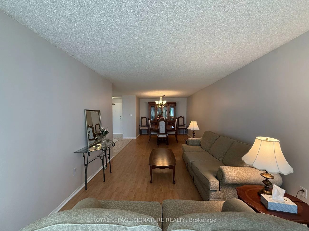 3, Rowntree, Mount Olive-Silverstone-Jamestown, Toronto