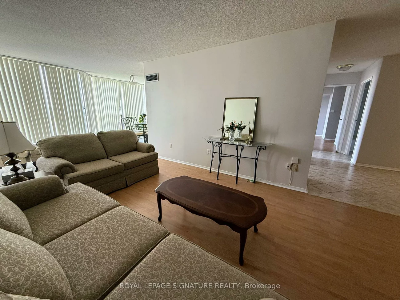 3, Rowntree, Mount Olive-Silverstone-Jamestown, Toronto