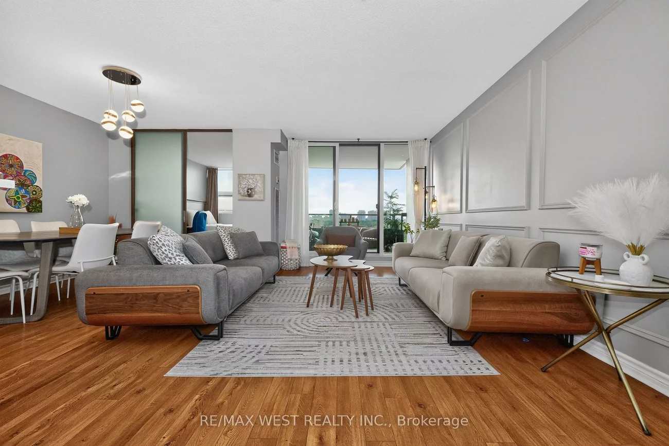 75, Emmett, Mount Dennis, Toronto