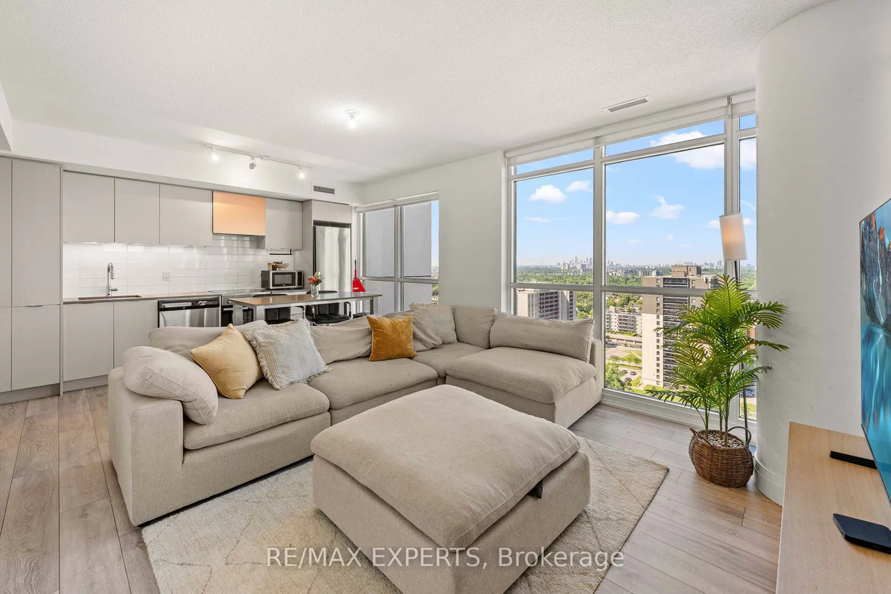 30, Gibbs, Islington-City Centre West, Toronto