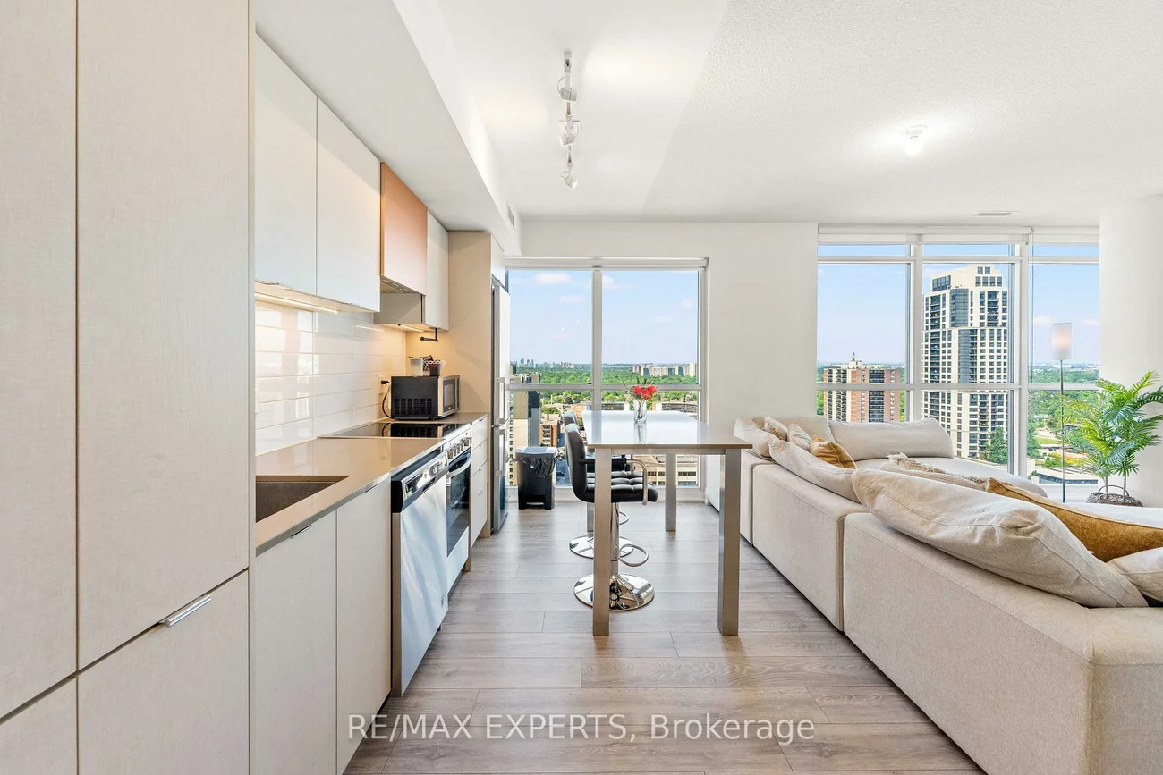 30, Gibbs, Islington-City Centre West, Toronto
