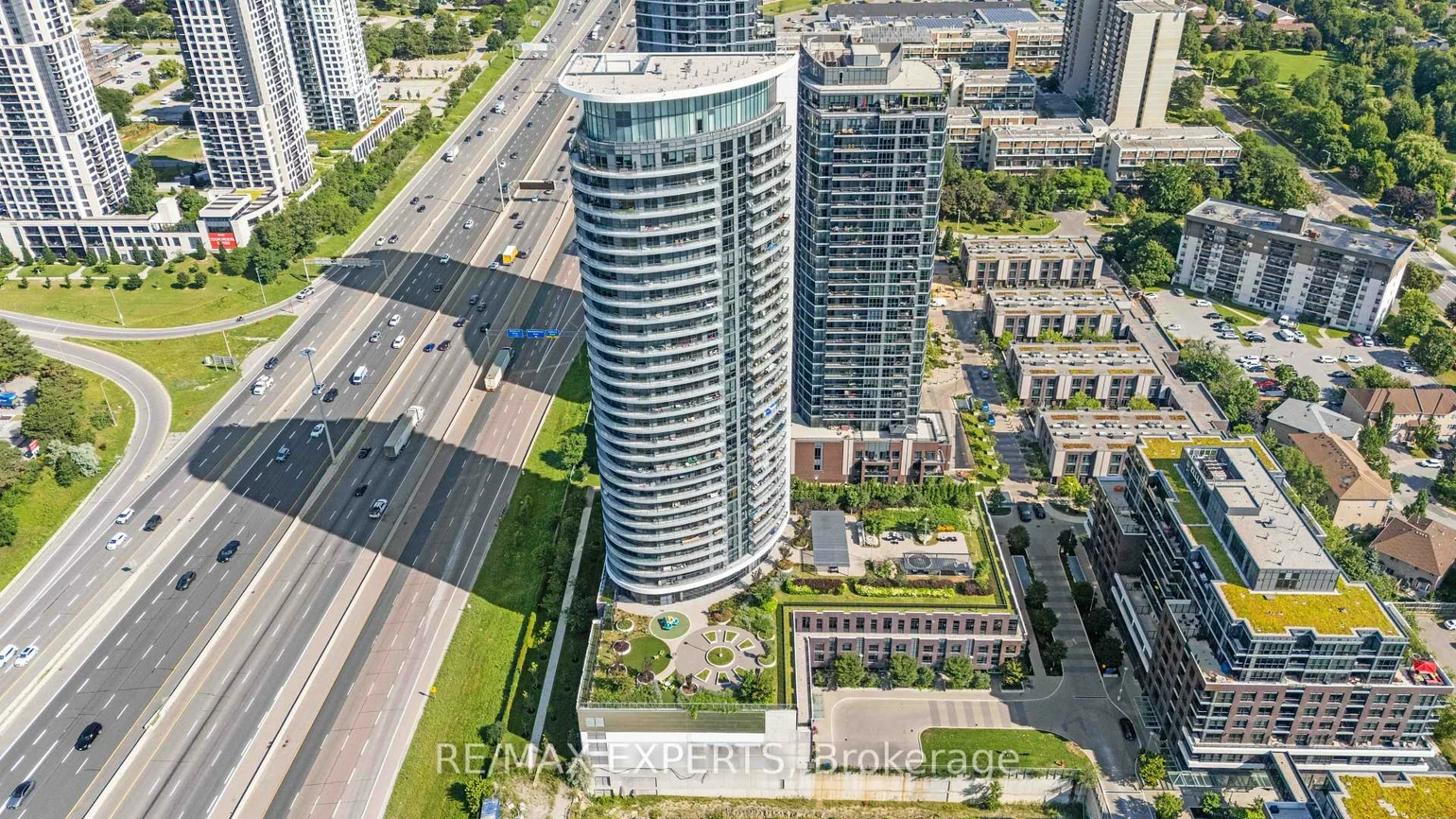 30, Gibbs, Islington-City Centre West, Toronto