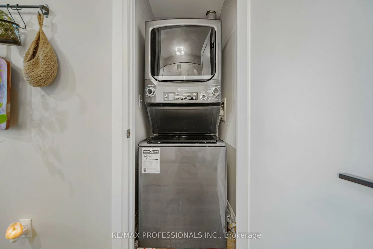 3531, Lake Shore, Long Branch, Toronto