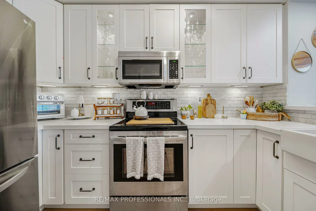3531, Lake Shore, Long Branch, Toronto