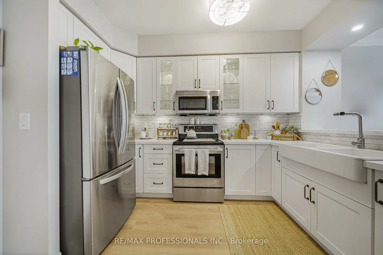 3531, Lake Shore, Long Branch, Toronto