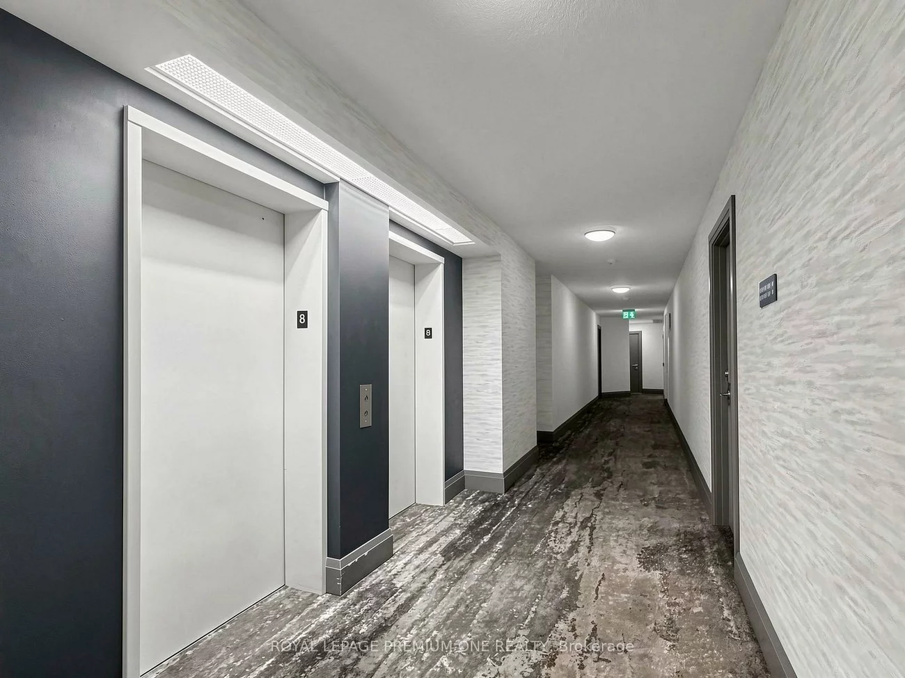 2088, Lawrence, Weston, Toronto