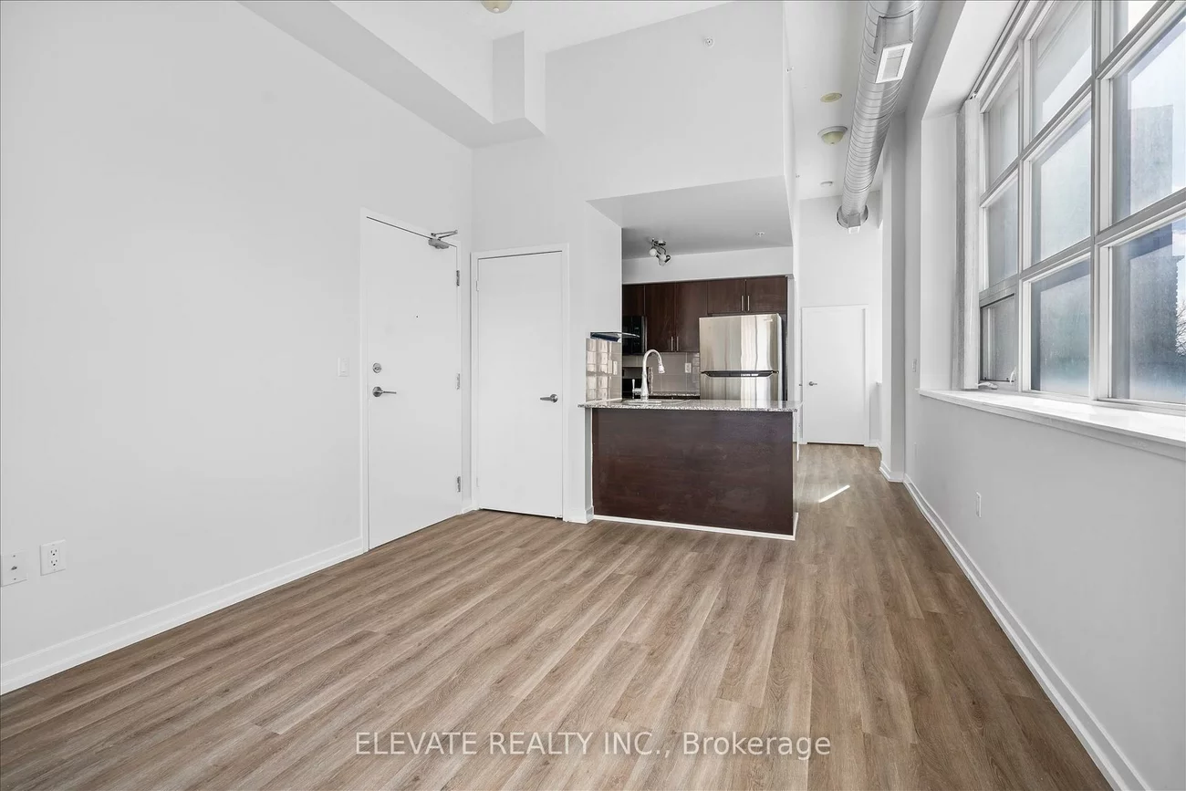 1410, Dupont, Dovercourt-Wallace Emerson-Junction, Toronto