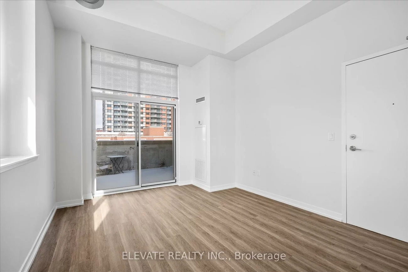 1410, Dupont, Dovercourt-Wallace Emerson-Junction, Toronto