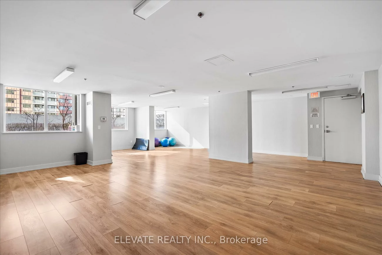 1410, Dupont, Dovercourt-Wallace Emerson-Junction, Toronto
