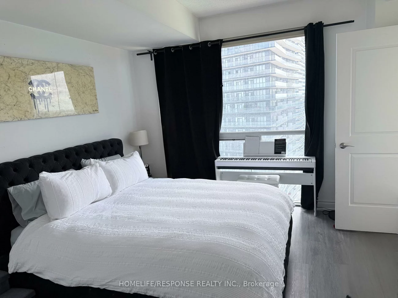 16, BROOKERS, Mimico, Toronto