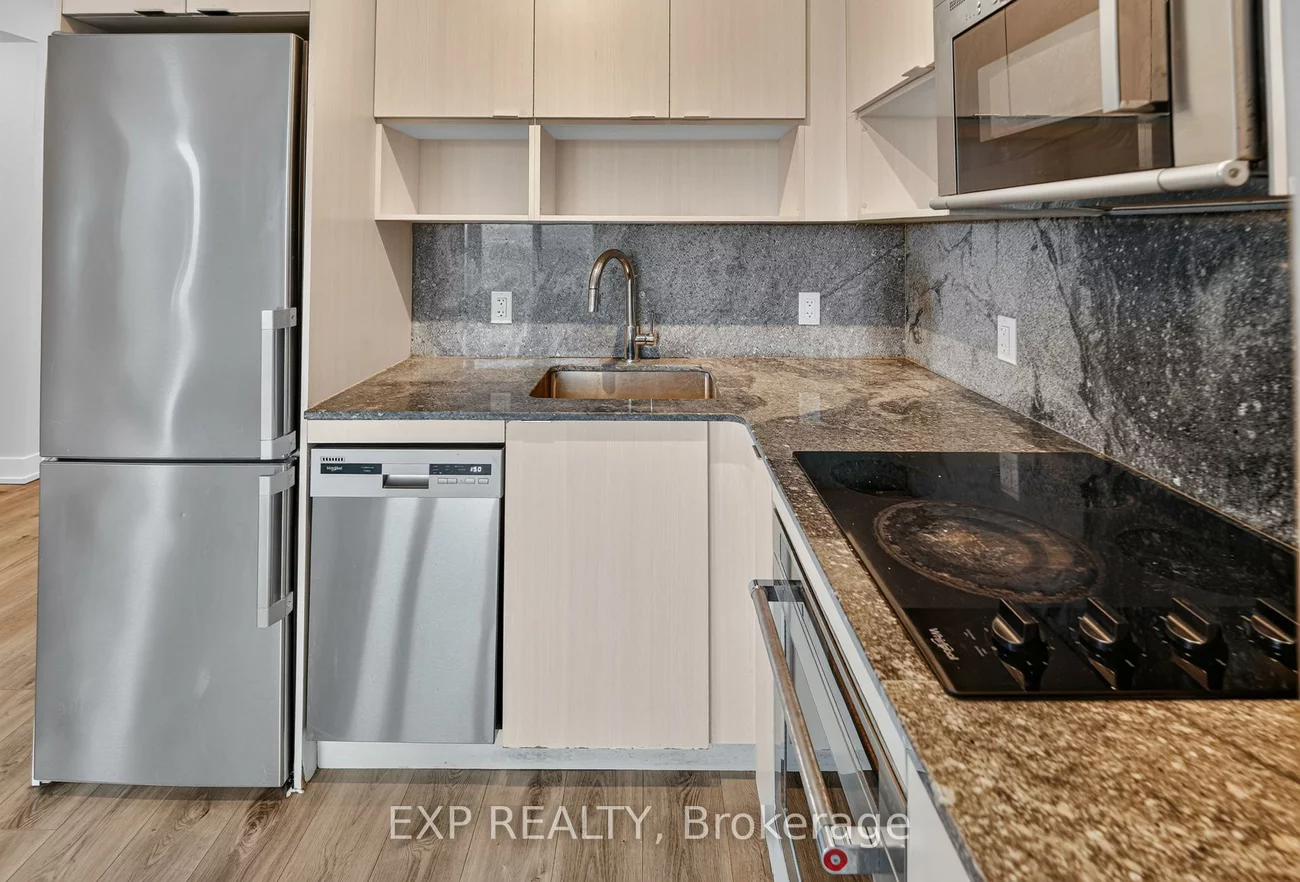 7, Mabelle, Islington-City Centre West, Toronto