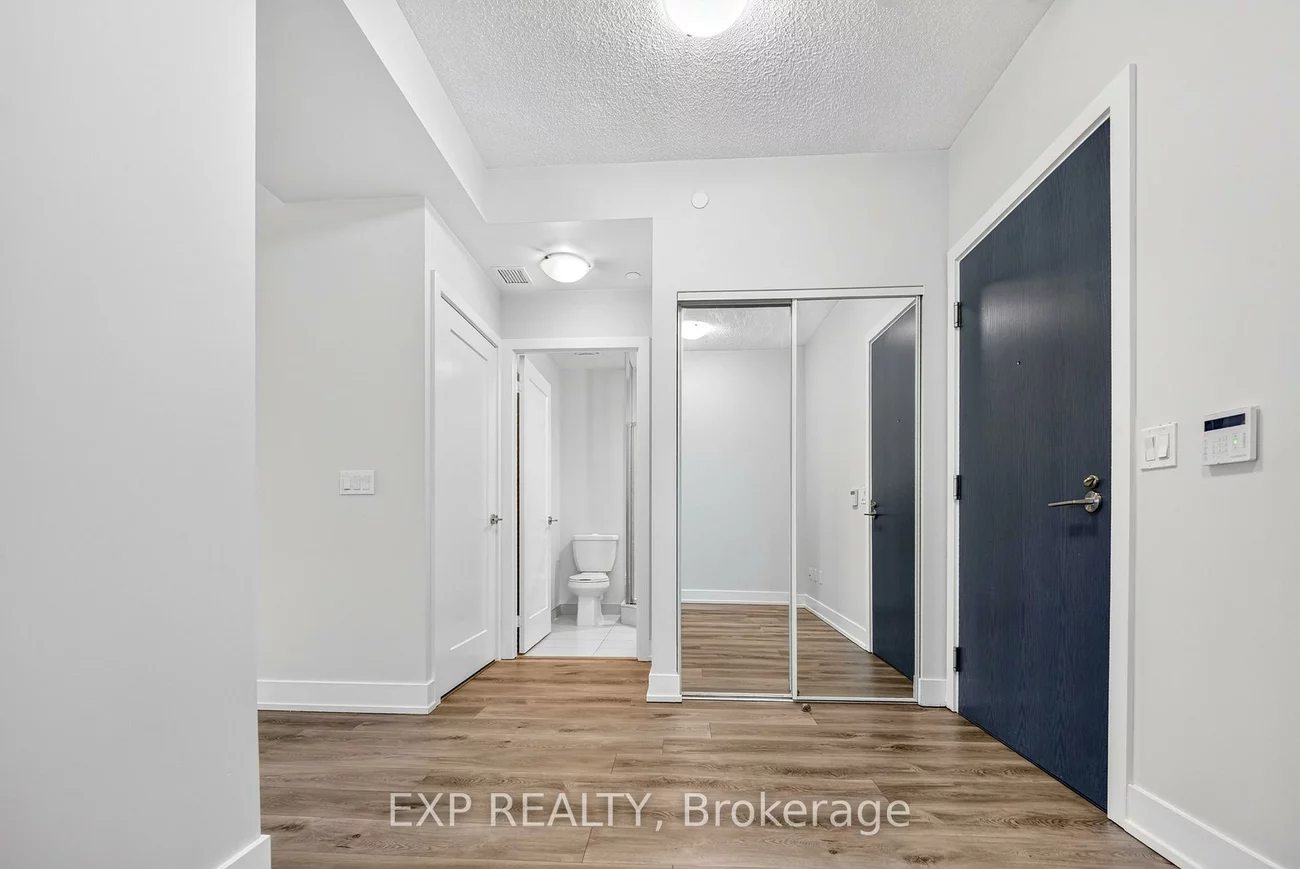 7, Mabelle, Islington-City Centre West, Toronto