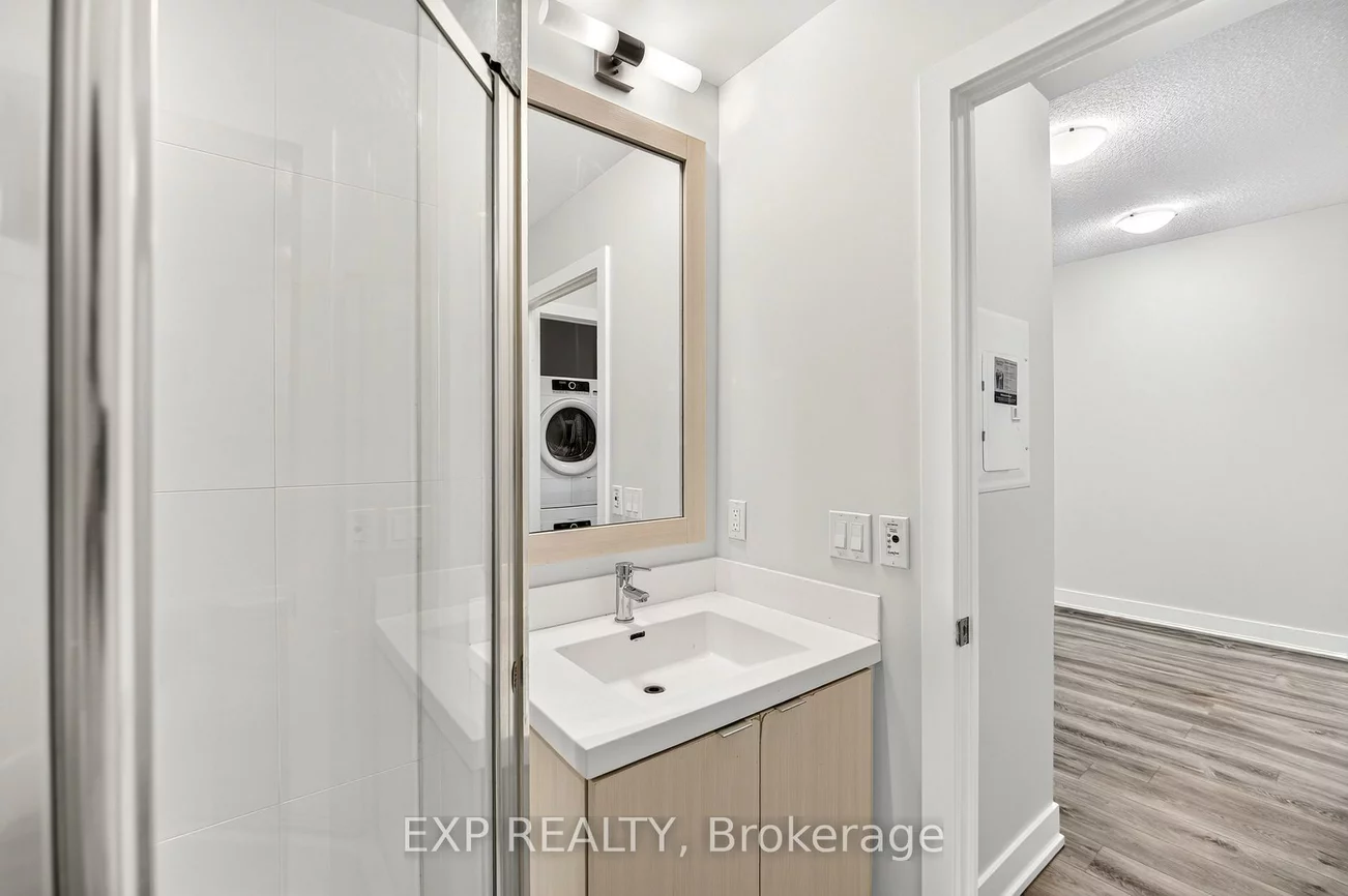 7, Mabelle, Islington-City Centre West, Toronto
