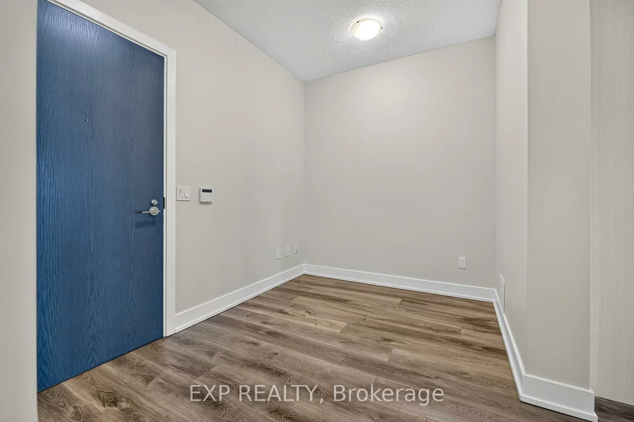 7, Mabelle, Islington-City Centre West, Toronto