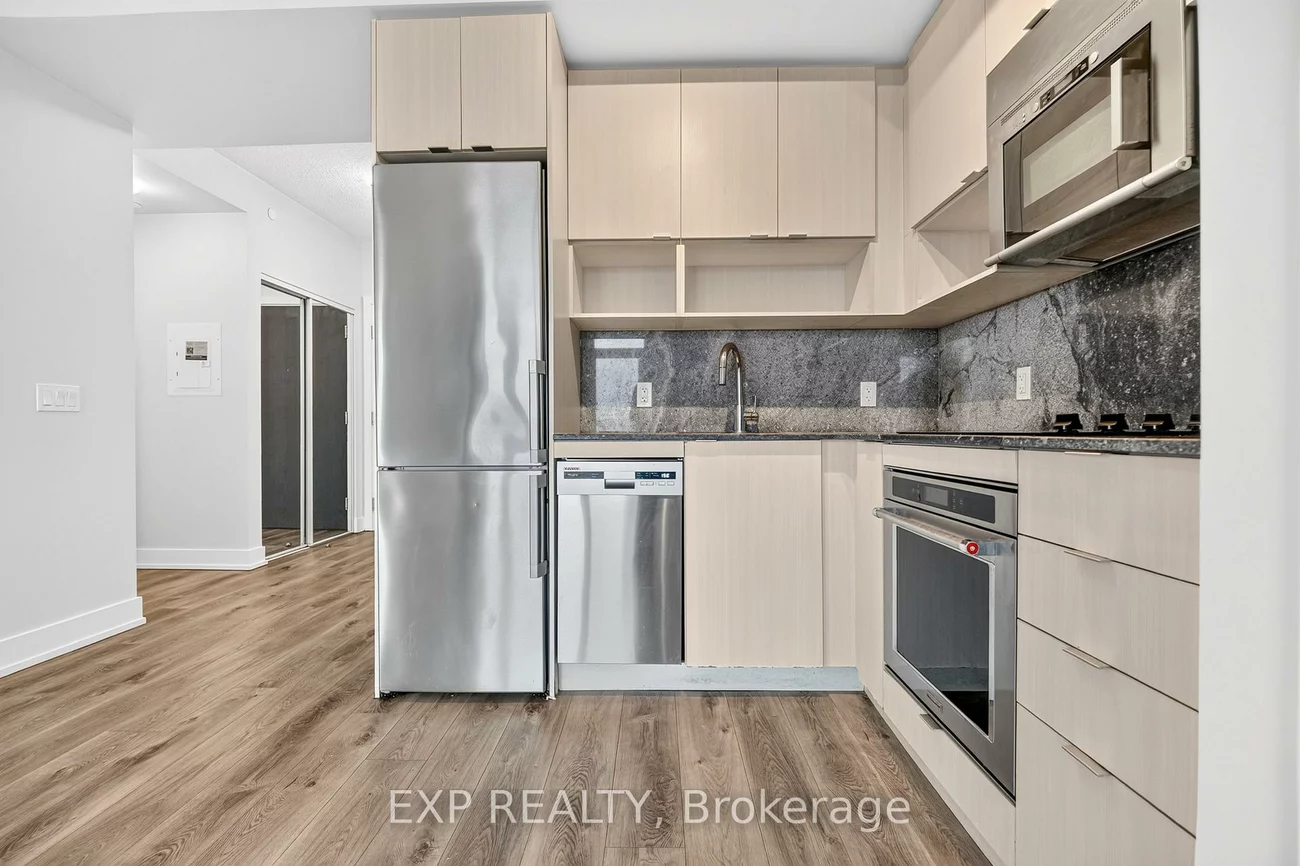 7, Mabelle, Islington-City Centre West, Toronto