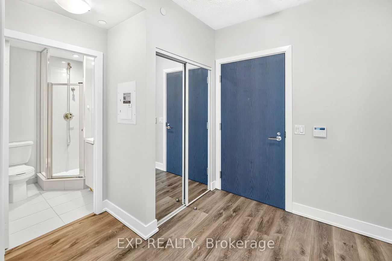 7, Mabelle, Islington-City Centre West, Toronto