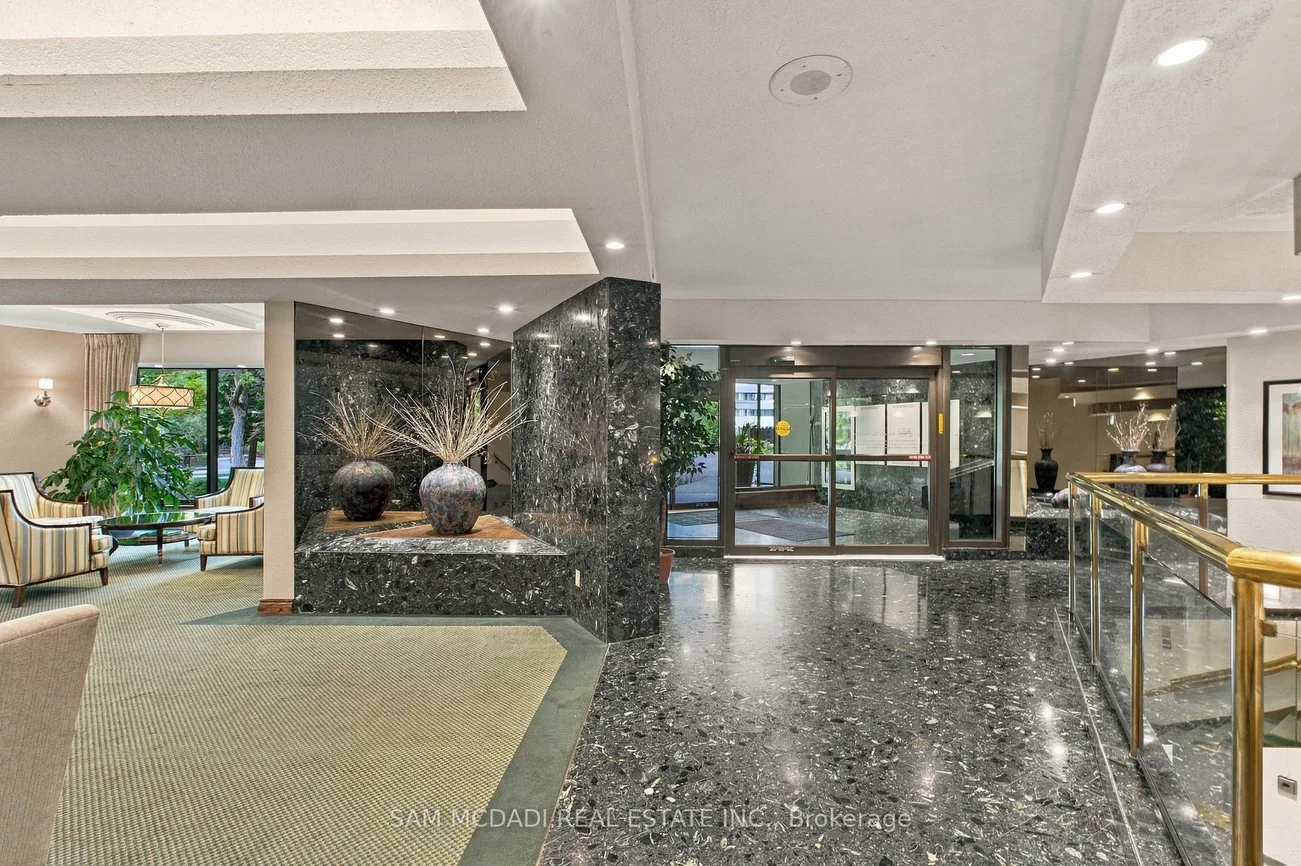 2000, Islington, Kingsview Village-The Westway, Toronto