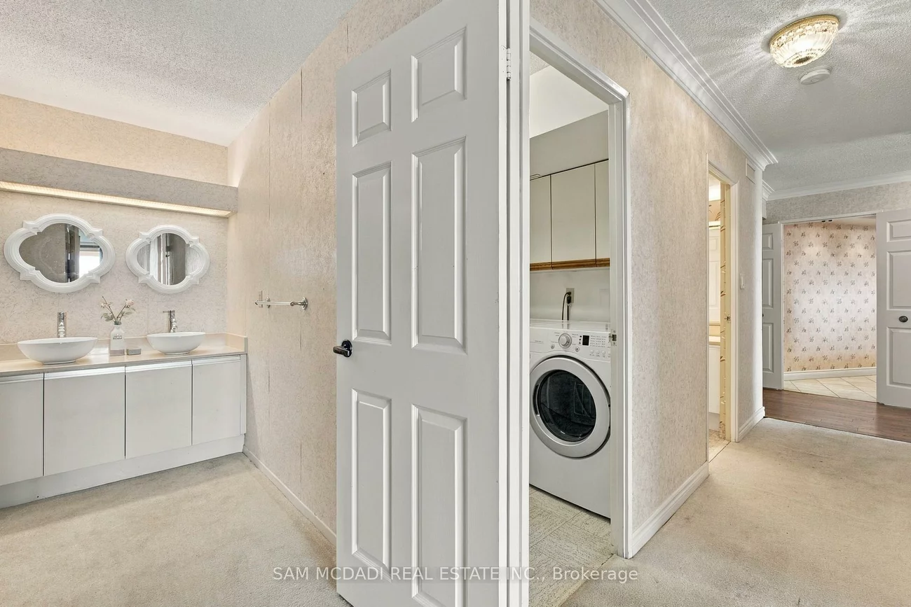 2000, Islington, Kingsview Village-The Westway, Toronto